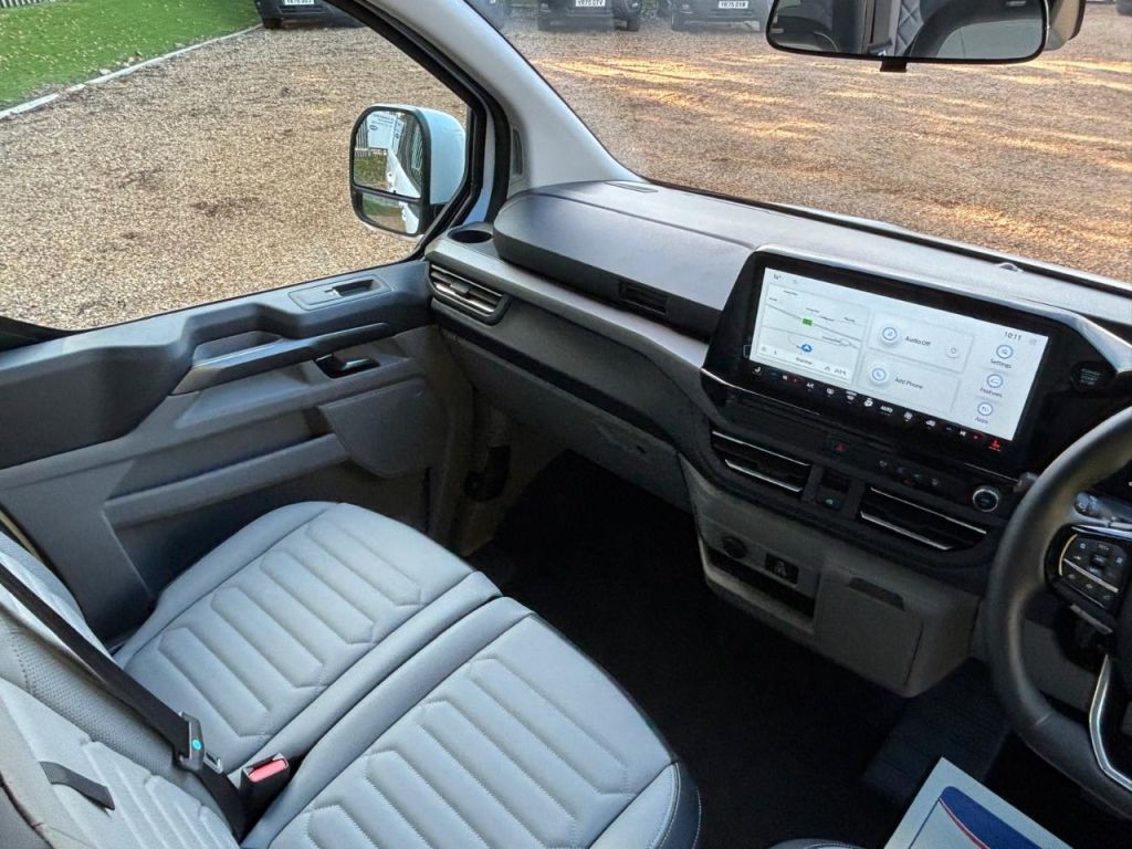 Used Ford Tourneo Custom 2024 for sale - 76576780: Photo 10