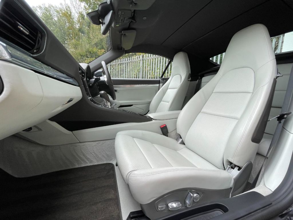 Used Porsche 911 2012 for sale - 76576814: Photo 35