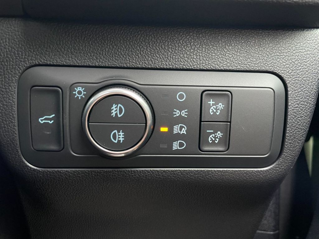 Used Ford Kuga 2025 for sale - 77850516: Photo 39