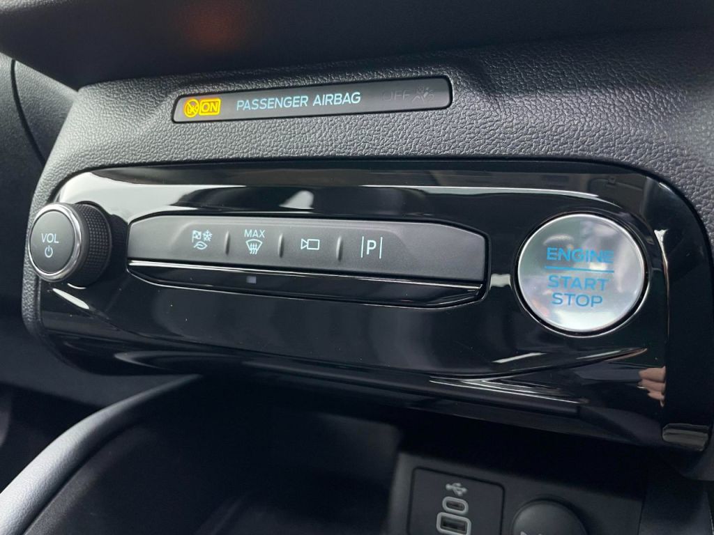 Used Ford Kuga 2025 for sale - 77850516: Photo 42