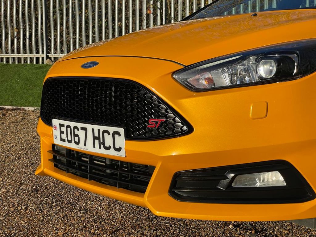 Used Ford Focus 2017 for sale - 76895939: Photo 10