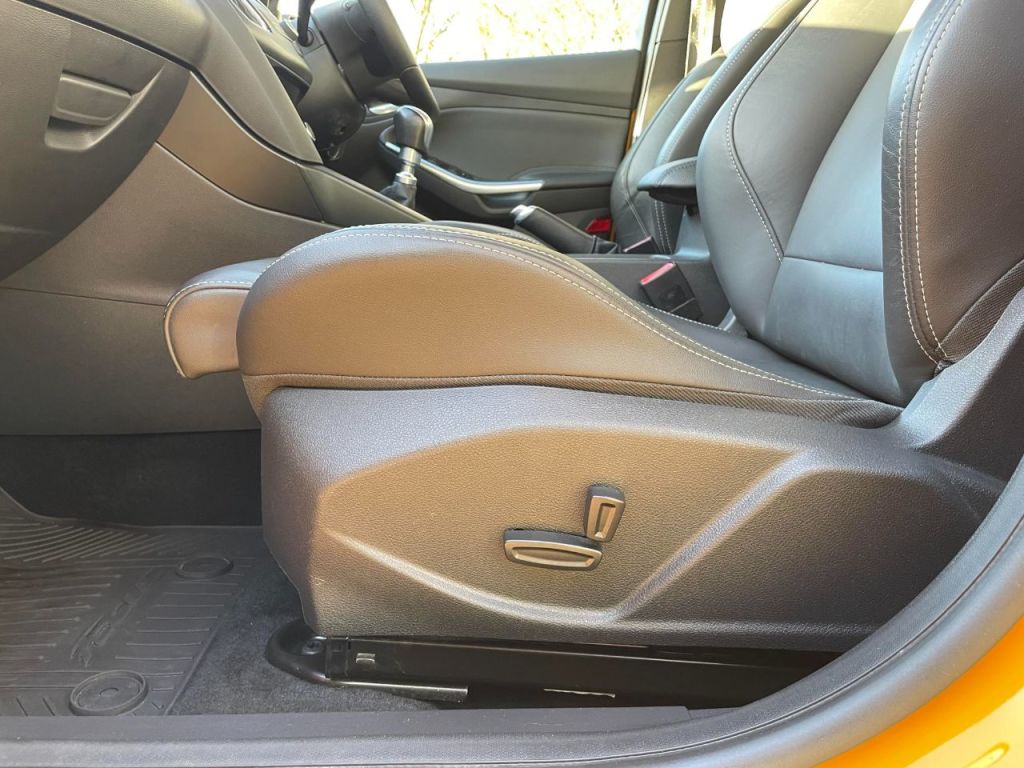 Used Ford Focus 2017 for sale - 76895939: Photo 21