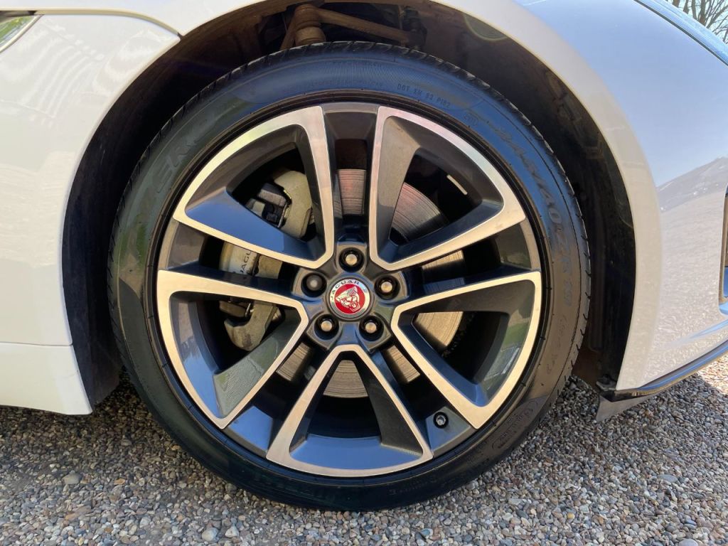 Used Jaguar F-Type 2017 for sale - 78068038: Photo 14