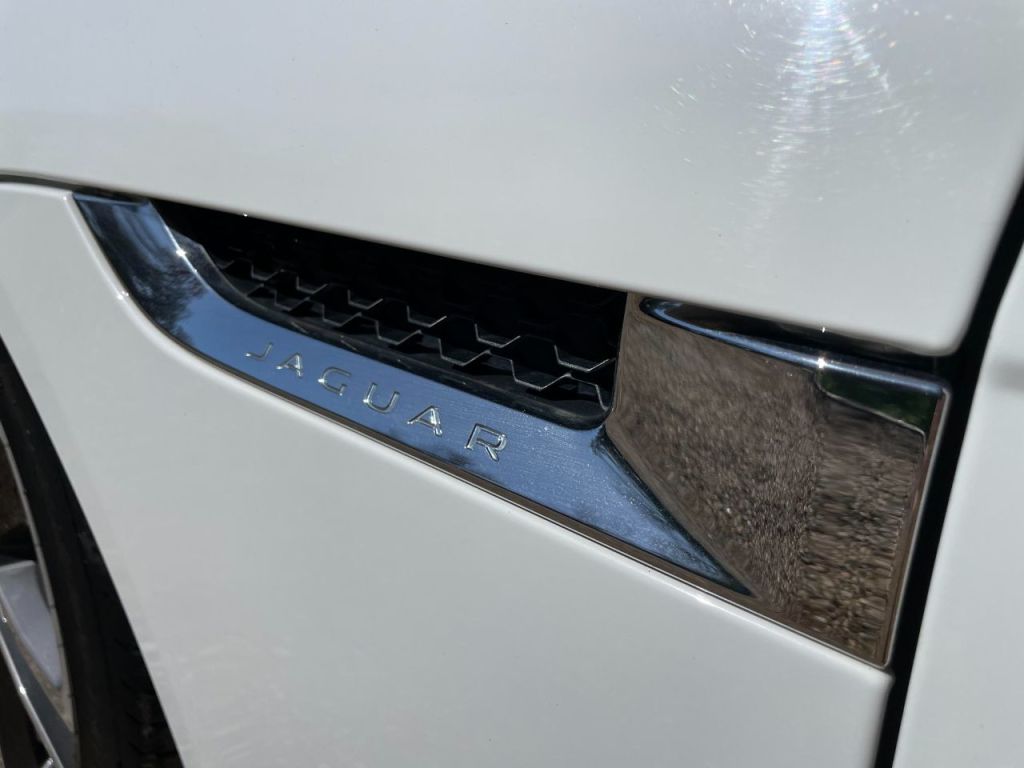 Used Jaguar F-Type 2017 for sale - 78068038: Photo 16