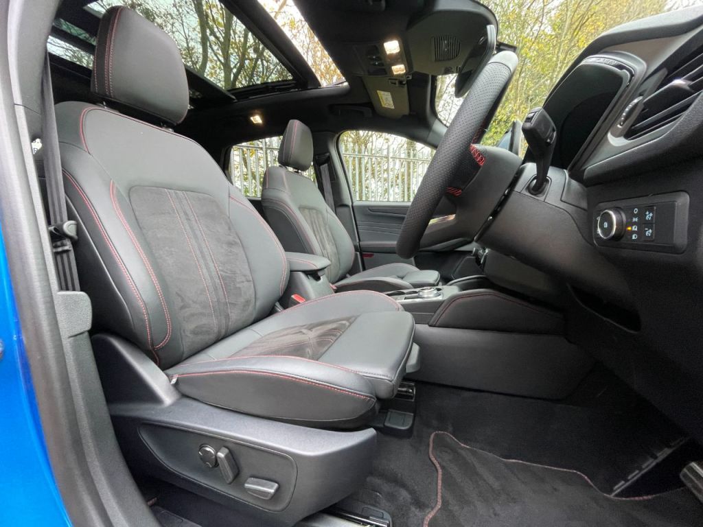 Used Ford Kuga 2025 for sale - 76576790: Photo 31