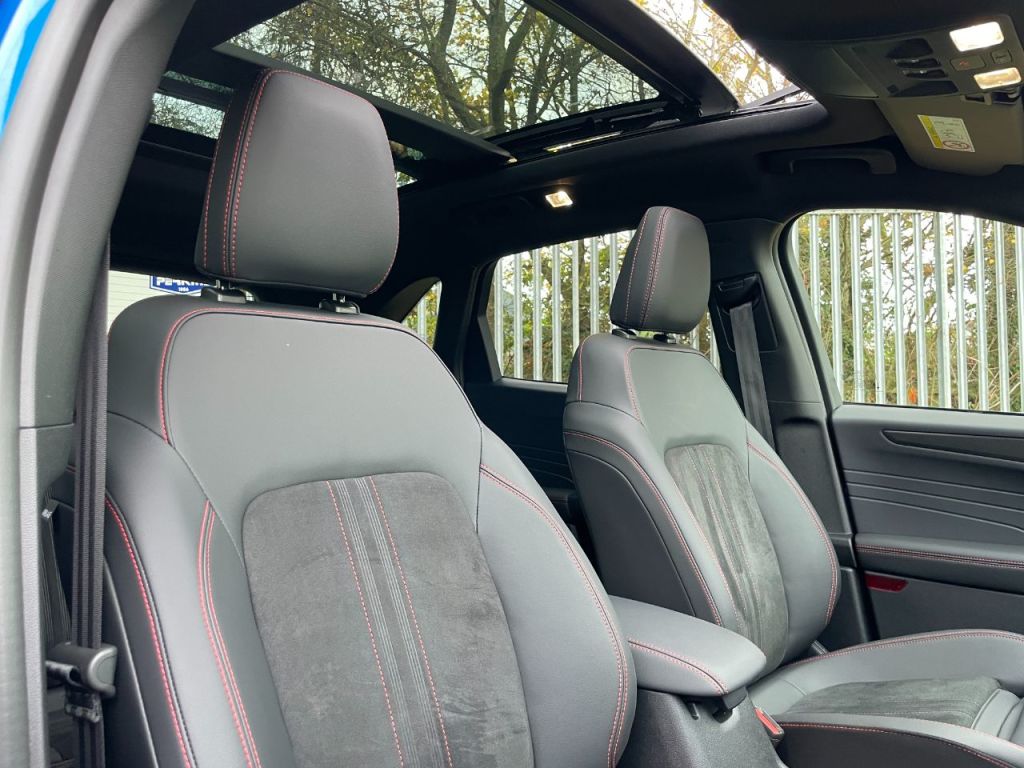 Used Ford Kuga 2025 for sale - 76576790: Photo 32