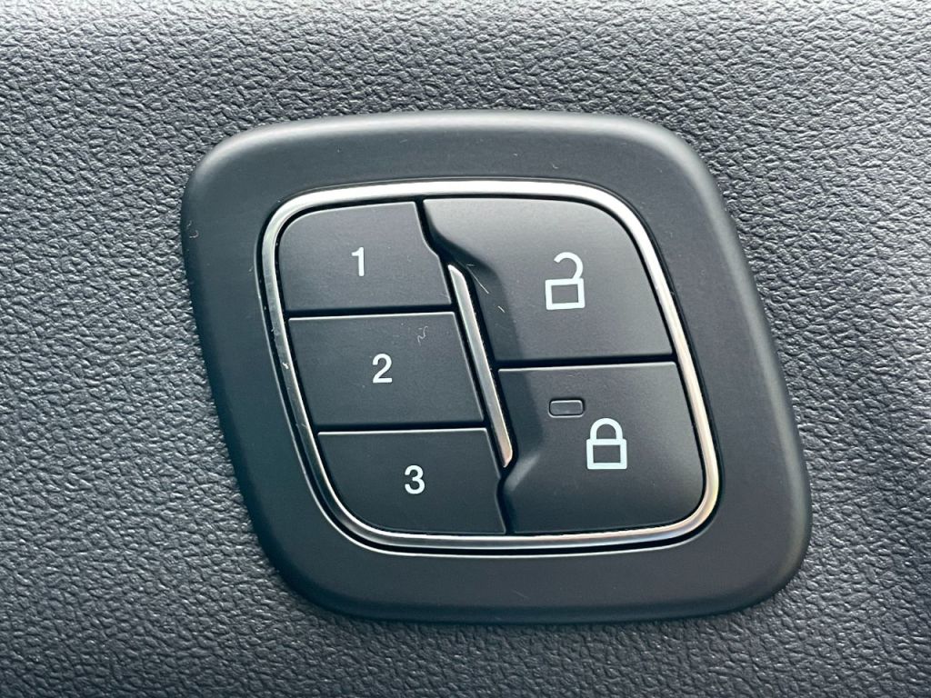 Used Ford Kuga 2025 for sale - 76576790: Photo 40