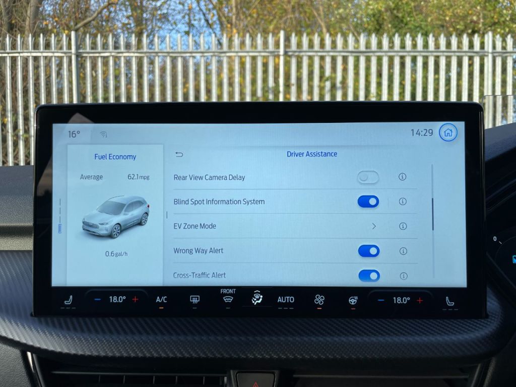 Used Ford Kuga 2025 for sale - 76576790: Photo 71