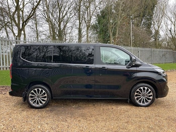 Used Ford Tourneo Custom 2024 for sale - 77275596: Photo