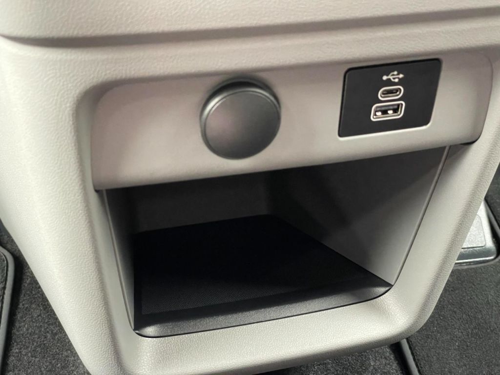 Used Ford Tourneo Custom 2025 for sale - 77620847: Photo 37