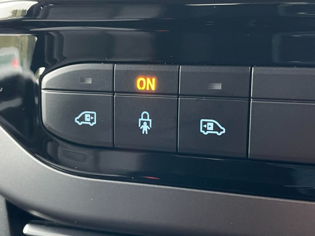 Used Ford Tourneo Custom 2025 for sale - 77620847: Photo 46