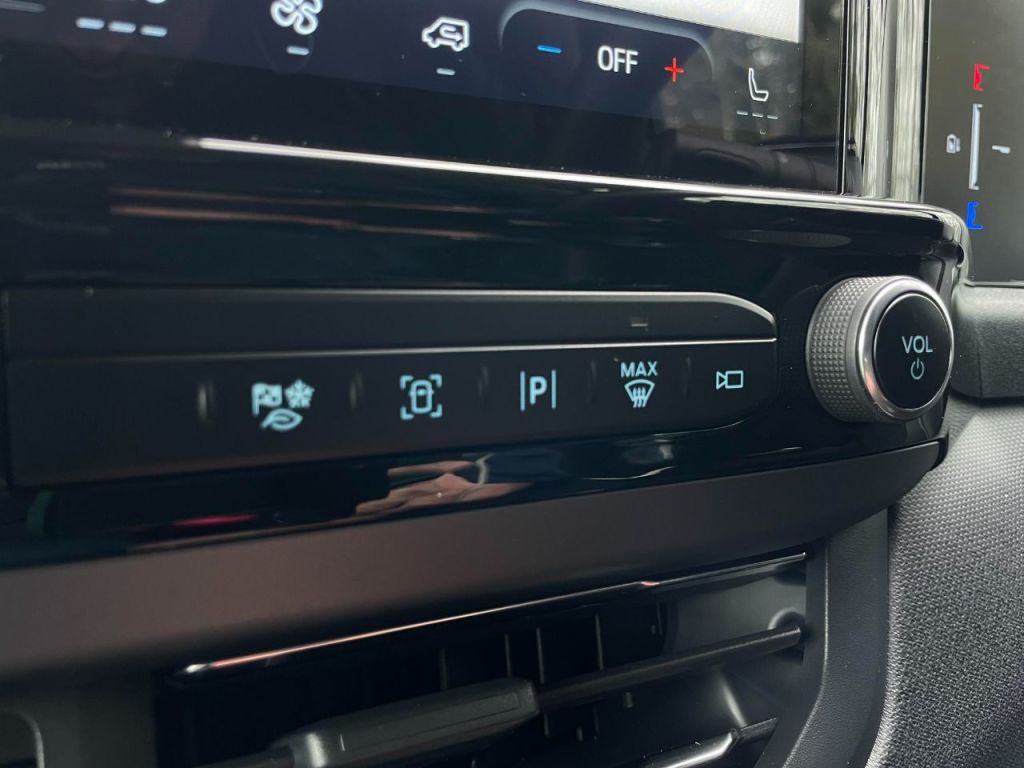 Used Ford Tourneo Custom 2025 for sale - 77620847: Photo 48