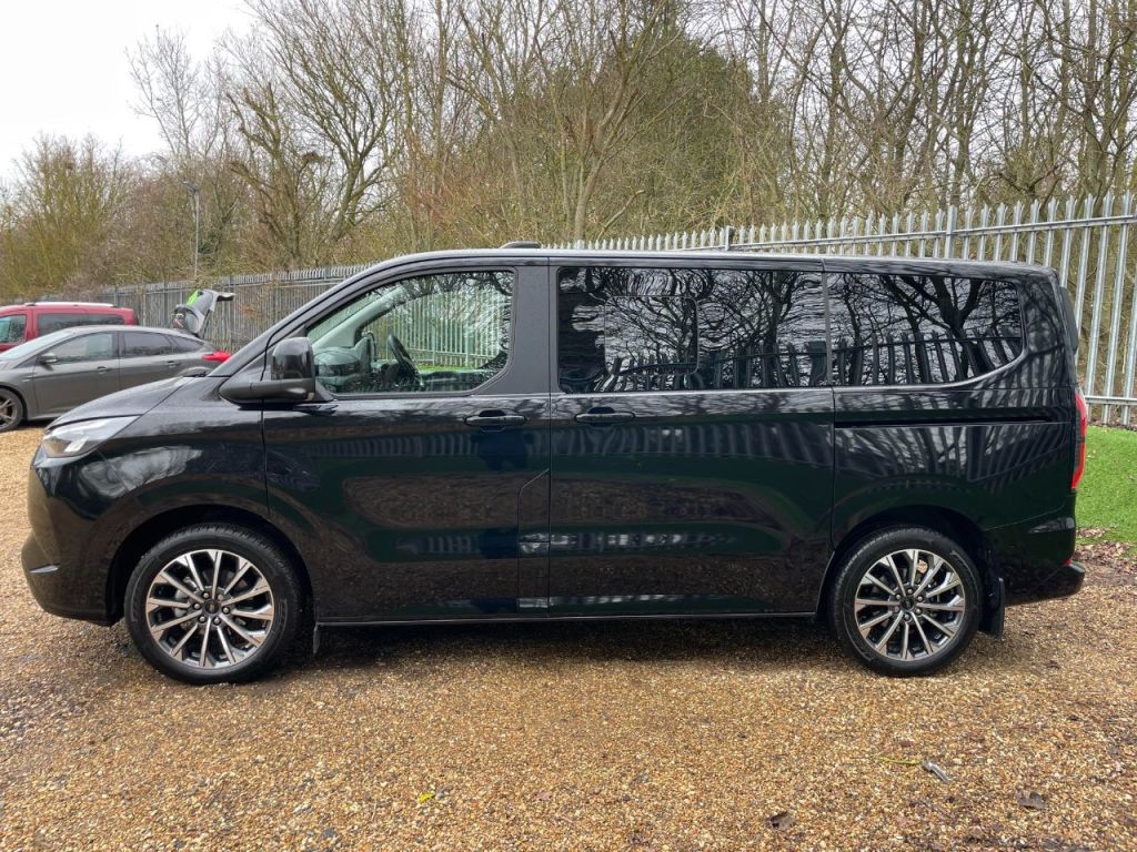 Used Ford Tourneo Custom 2025 for sale - 77620847: Photo 8