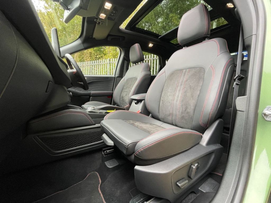 Used Ford Kuga 2024 for sale - 76576813: Photo 23