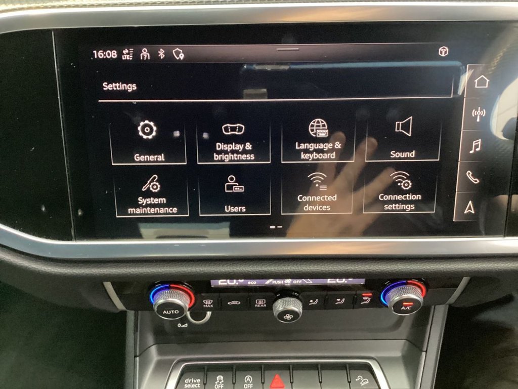 Used Audi Q3 2022 for sale - 77642432: Photo 16