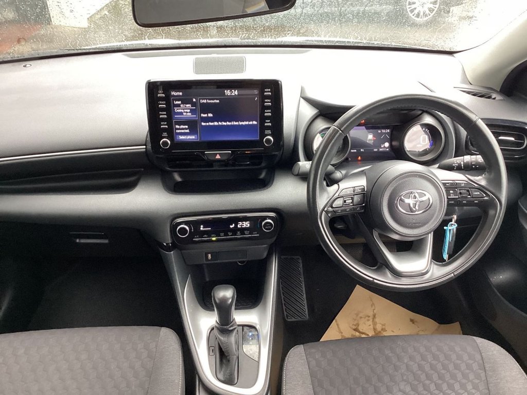 Used Toyota Yaris 2022 for sale - 78002990: Photo 11