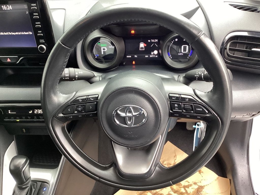 Used Toyota Yaris 2022 for sale - 78002990: Photo 12