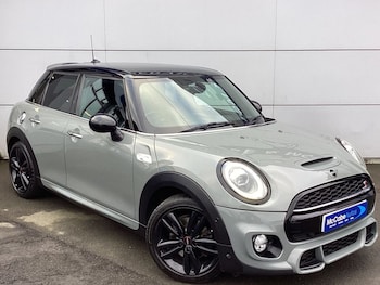 Used MINI Hatch 2019 for sale - 77642261: Photo