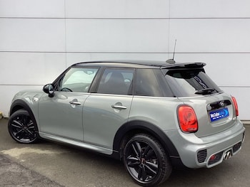 Used MINI Hatch 2019 for sale - 77642261: Photo