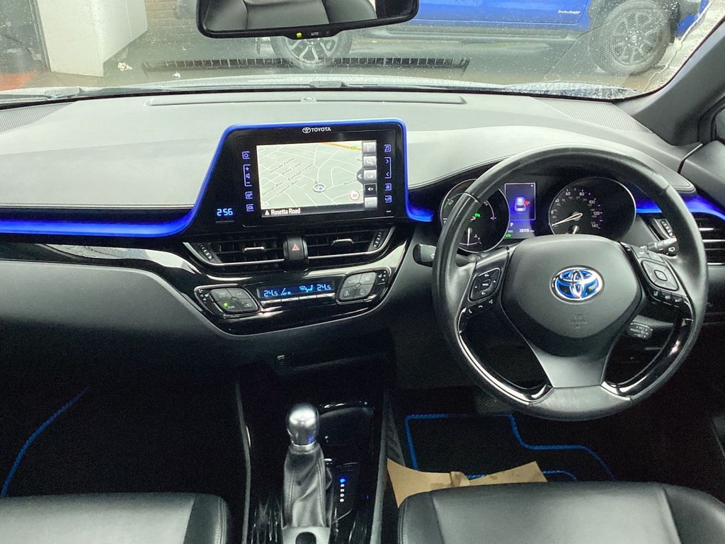 Used Toyota C-HR 2019 for sale - 77642302: Photo 10