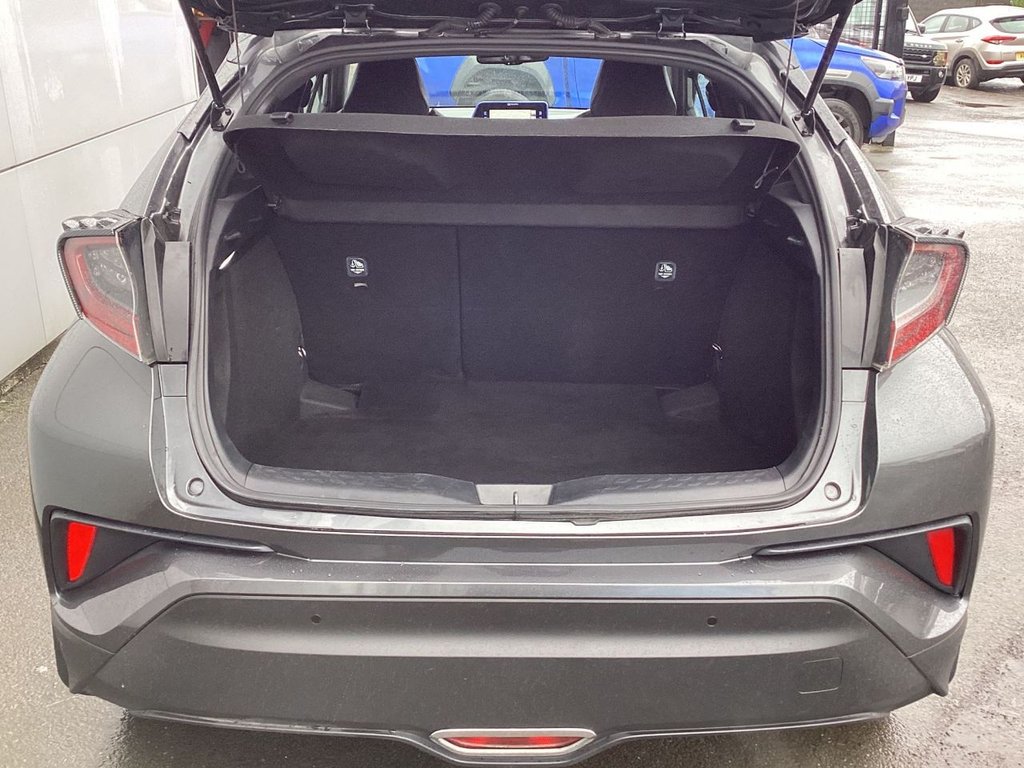 Used Toyota C-HR 2019 for sale - 77642302: Photo 7