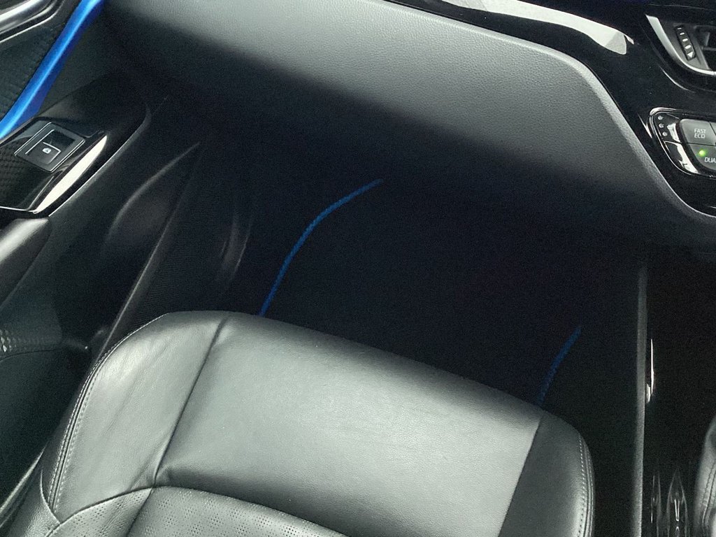 Used Toyota C-HR 2019 for sale - 77642302: Photo 9