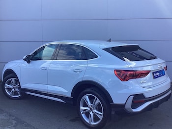 Used Audi Q3 2023 for sale - 78212761: Photo