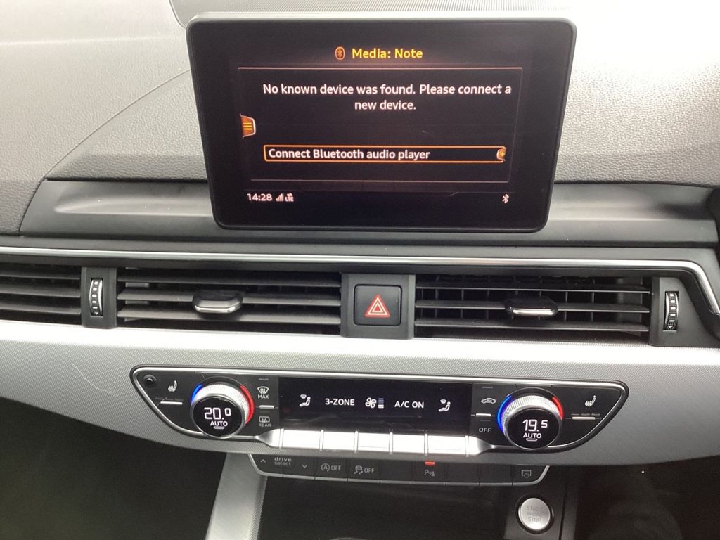 Used Audi A4 Avant 2019 for sale - 78167325: Photo 18