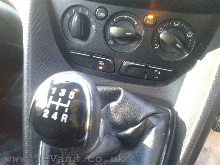 Used Ford Transit Connect 2017 for sale - 77610650: Photo 16