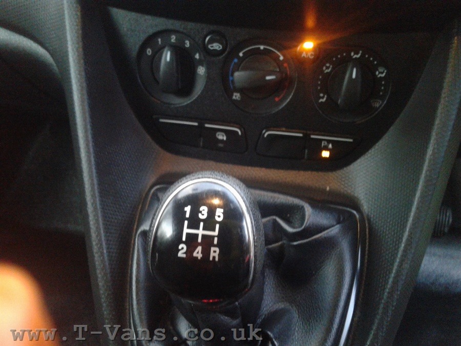 Used Ford Transit Connect 2018 for sale - 77049170: Photo 18