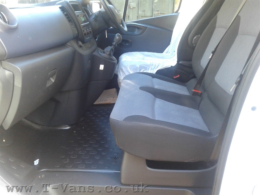Used Vauxhall Vivaro 2016 for sale - 77049220: Photo 11