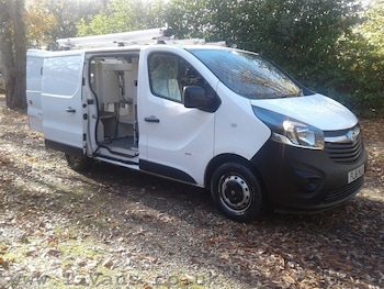 Used Vauxhall Vivaro 2016 for sale - 77049220: Photo