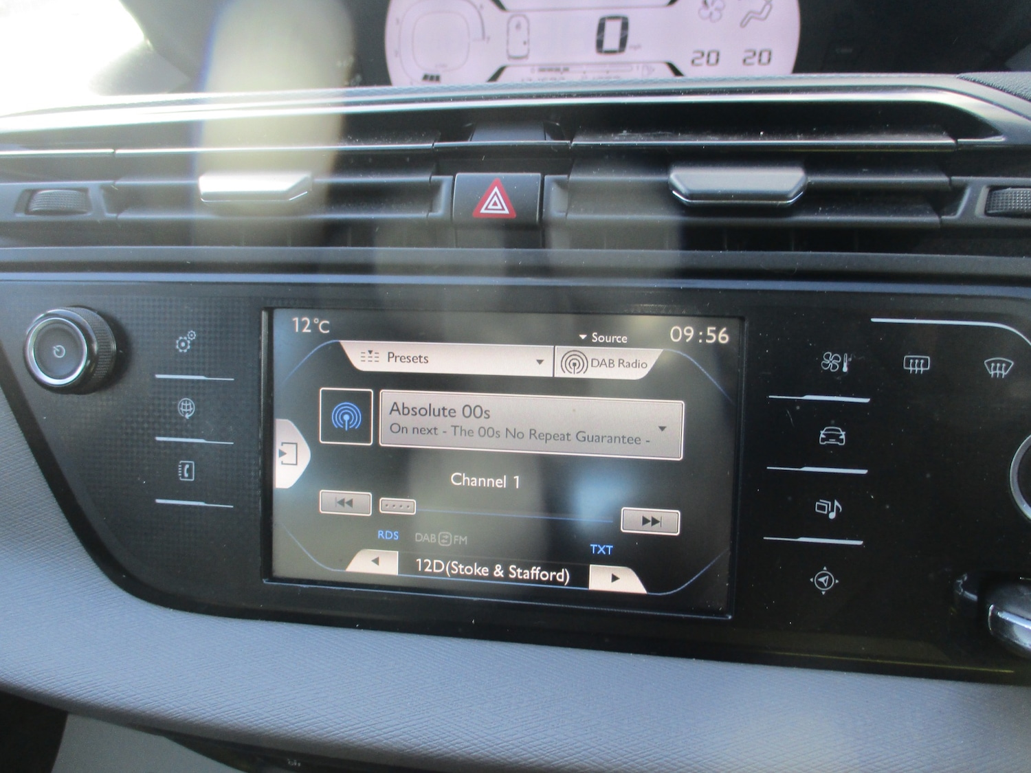 Used Citroen C4 Picasso 2015 for sale - 77916622: Photo 28