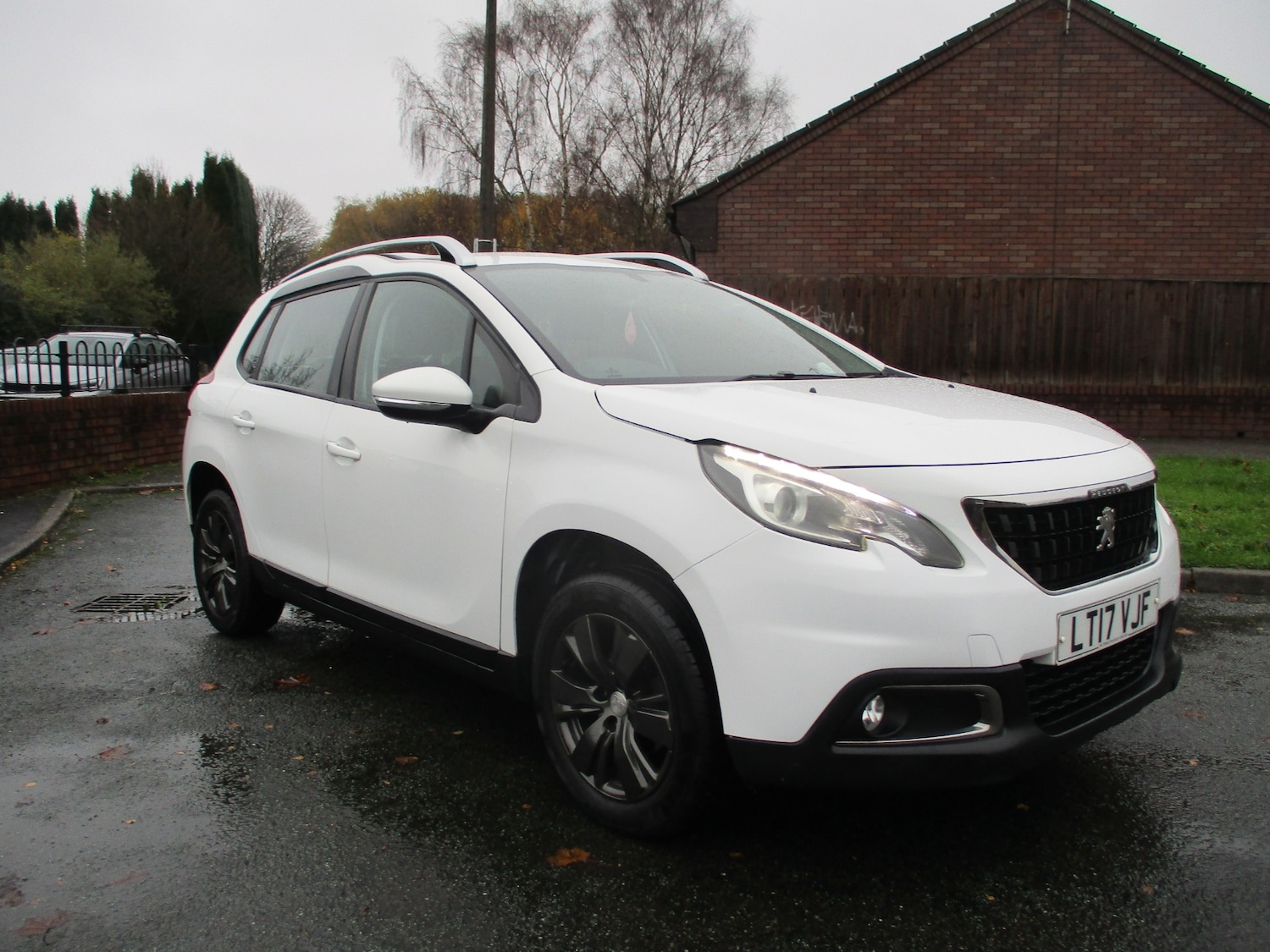 Used Peugeot 2008 2017 for sale - 76555543: Photo 1