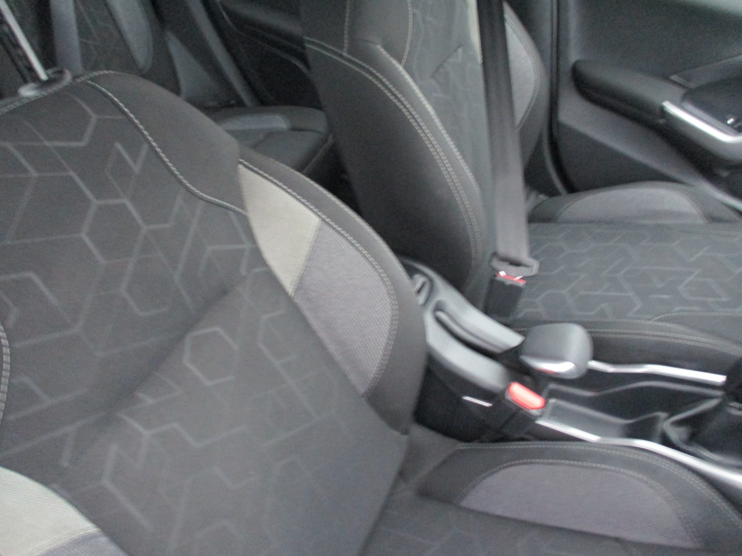 Used Peugeot 2008 2017 for sale - 76555543: Photo 10