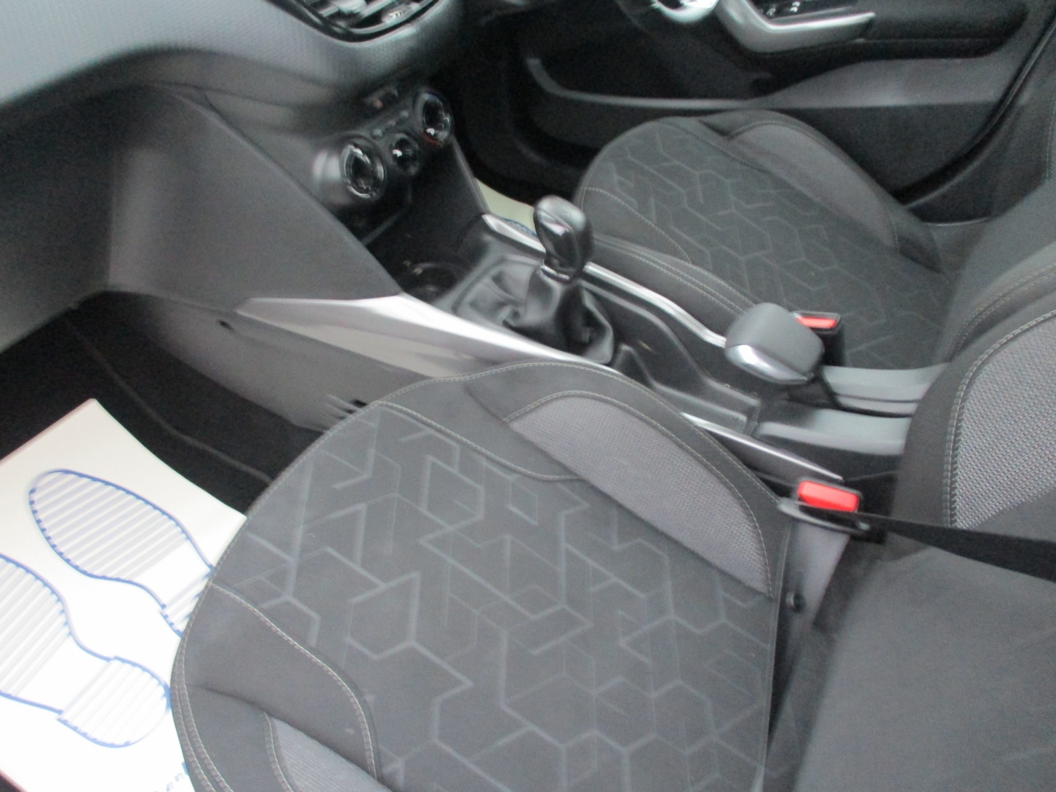 Used Peugeot 2008 2017 for sale - 76555543: Photo 19