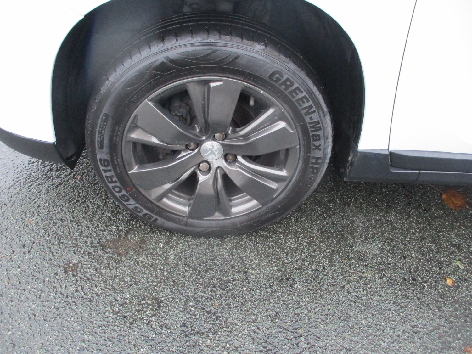 Used Peugeot 2008 2017 for sale - 76555543: Photo 22