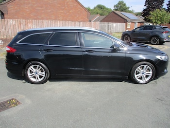 Used Ford Mondeo 2015 for sale - 79311947: Photo