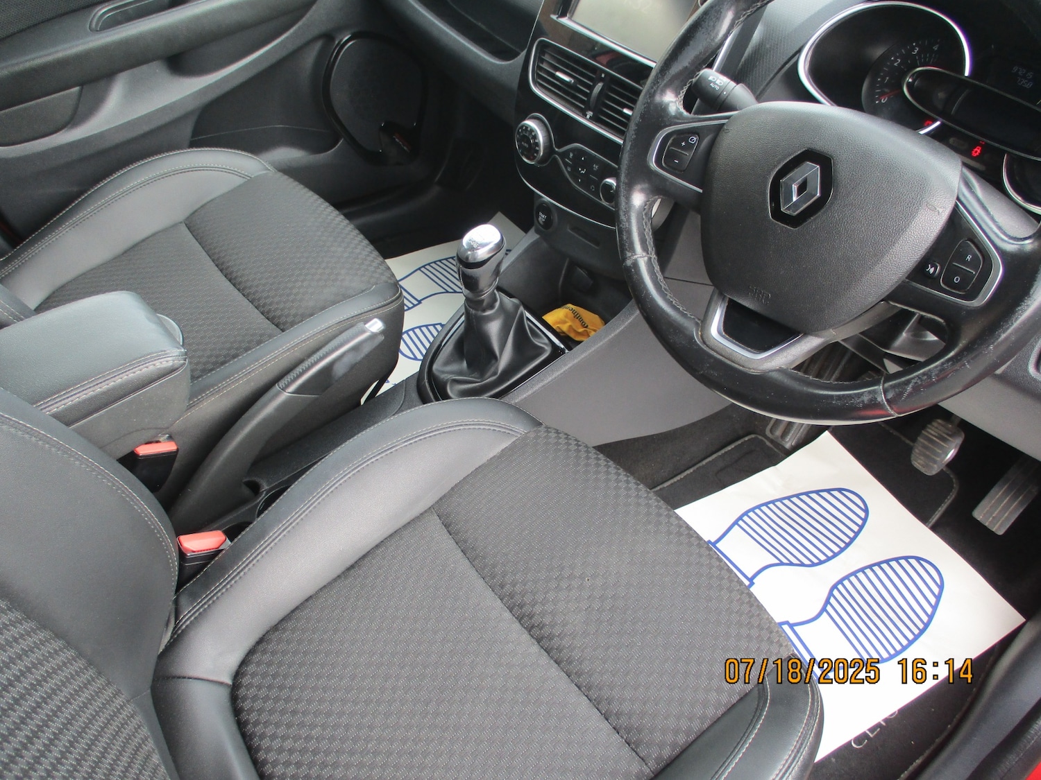 Used Renault Clio 2017 for sale - 77567386: Photo 10