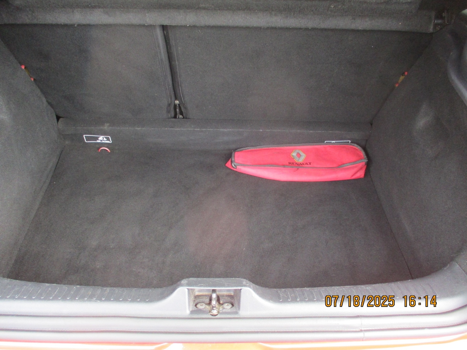 Used Renault Clio 2017 for sale - 77567386: Photo 15