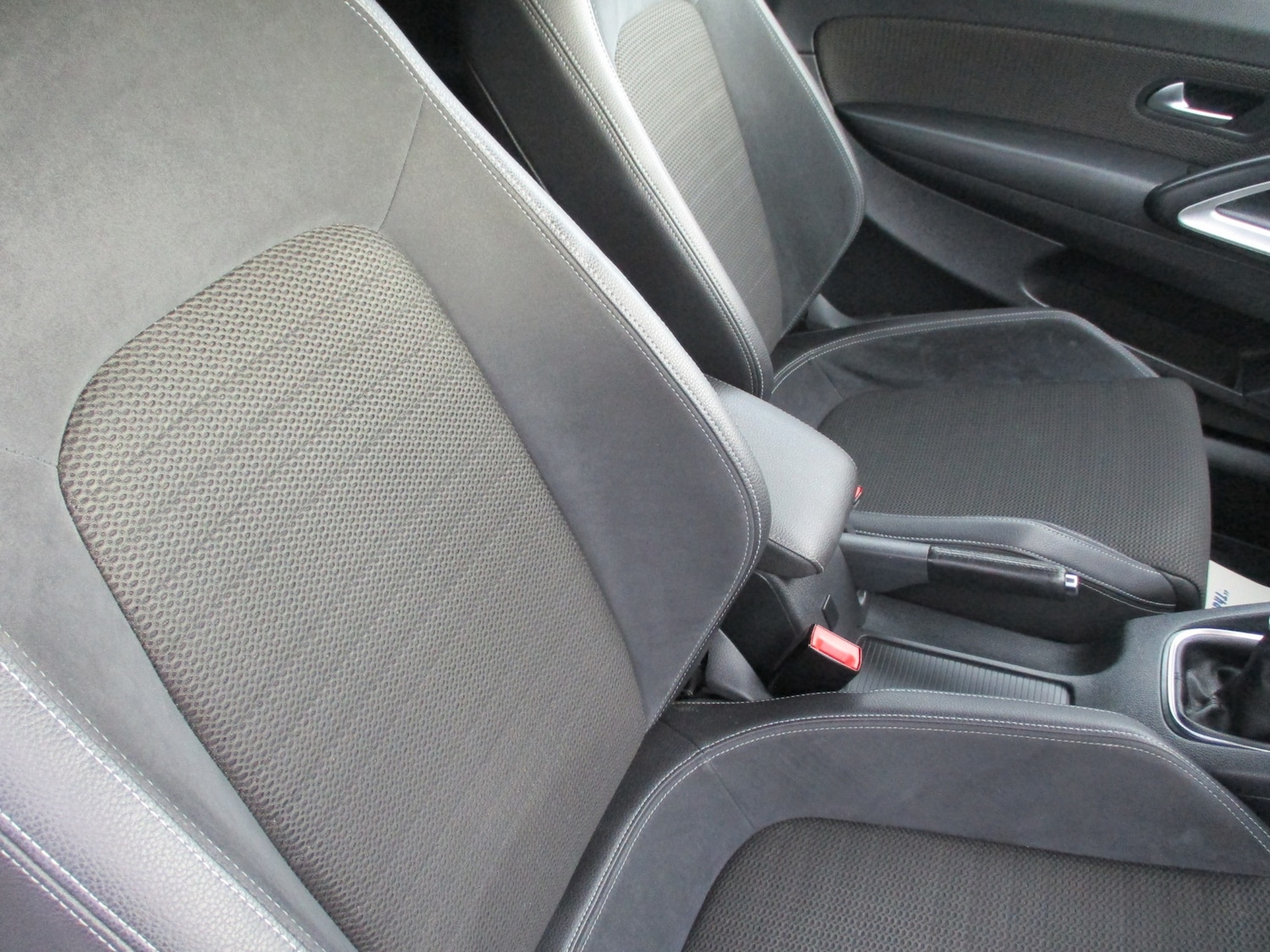 Used Volkswagen Scirocco 2016 for sale - 76611825: Photo 11