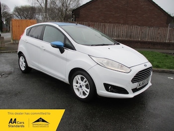 2016 (66) - 1.25 82 Zetec White 5dr