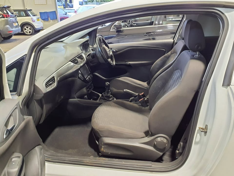 Used Vauxhall Corsa 2018 for sale - 76332394: Photo 5