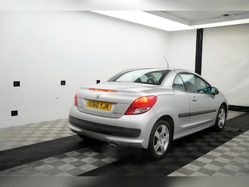Used Peugeot 207 2010 for sale - 77447171: Photo