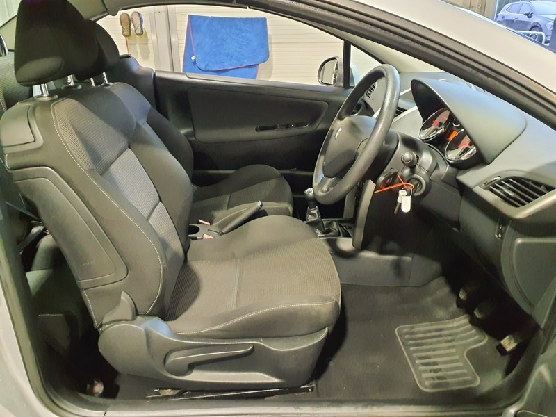 Used Peugeot 207 2010 for sale - 77447171: Photo 8