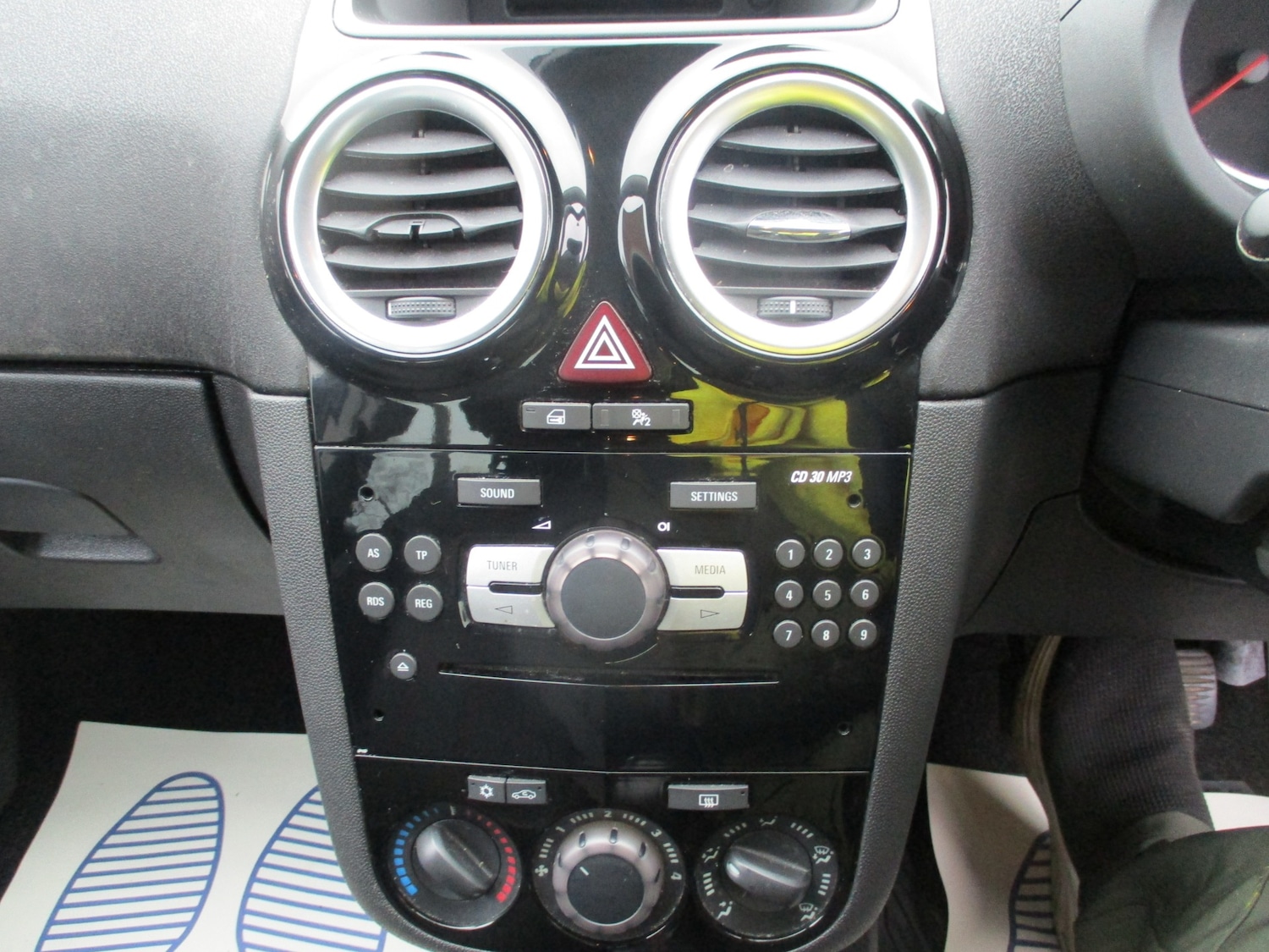 Used Vauxhall Corsa 2013 for sale - 77432653: Photo 27