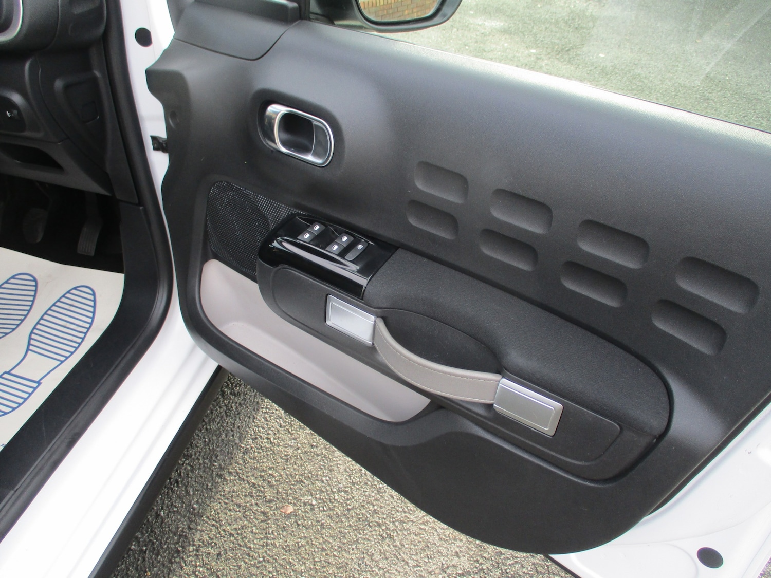 Used Citroen C3 2018 for sale - 76684447: Photo 11