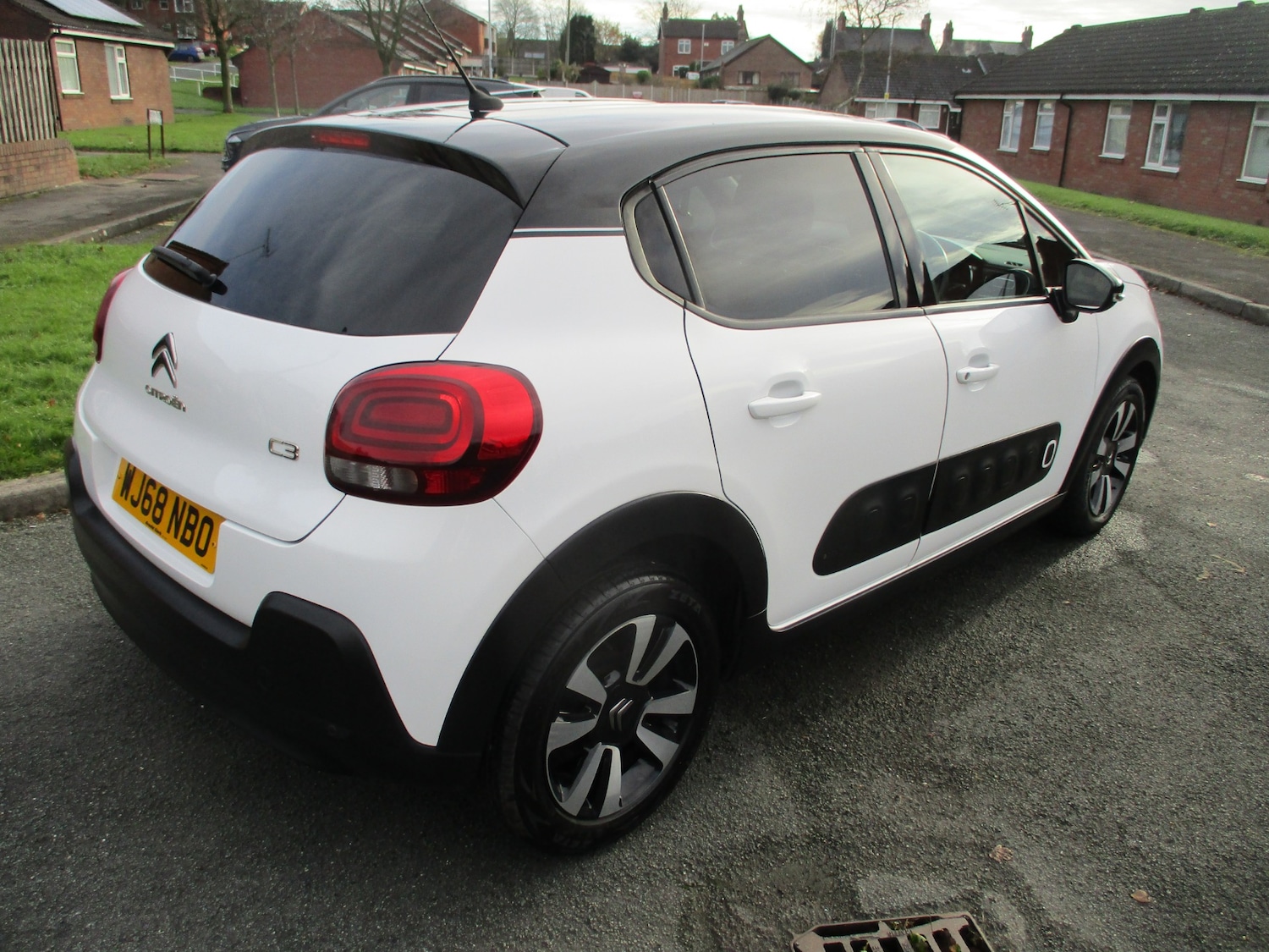 Used Citroen C3 2018 for sale - 76684447: Photo 3