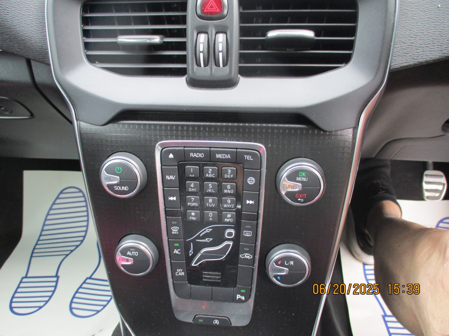 Vehicle 28