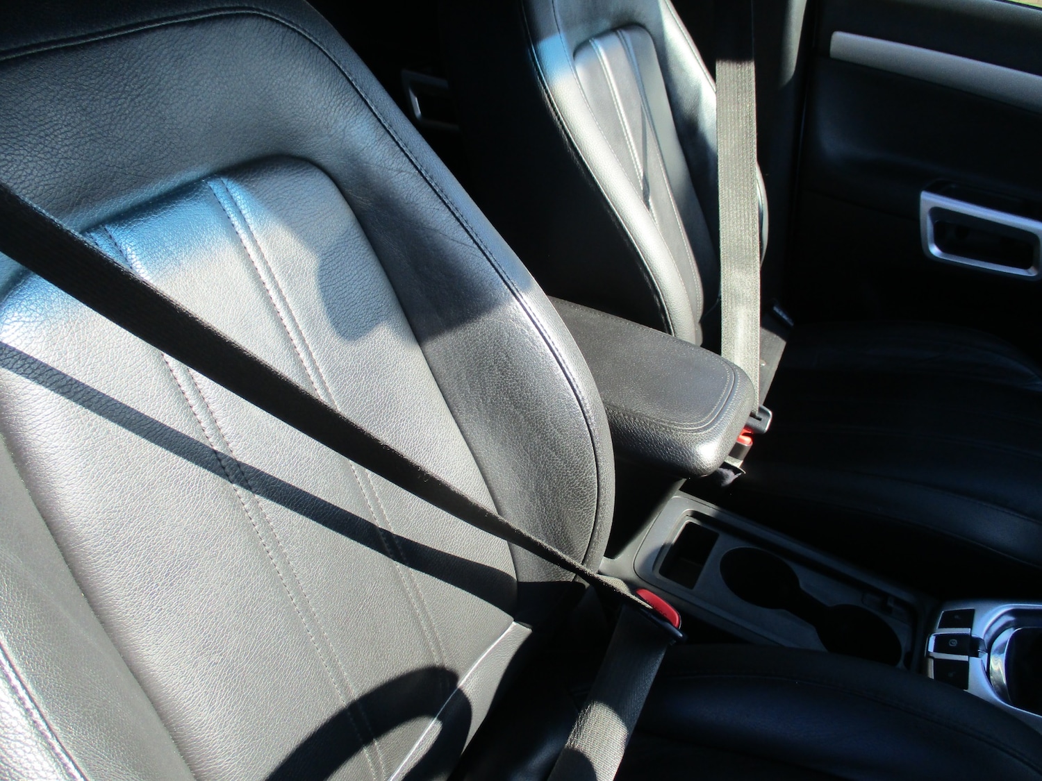 Used Vauxhall Antara 2012 for sale - 77743263: Photo 10